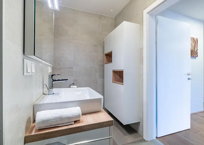 Seensucht Alpe Maritima & See-top 25 By Interhome